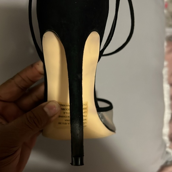 Look! Cute heels - Picture 3 of 3